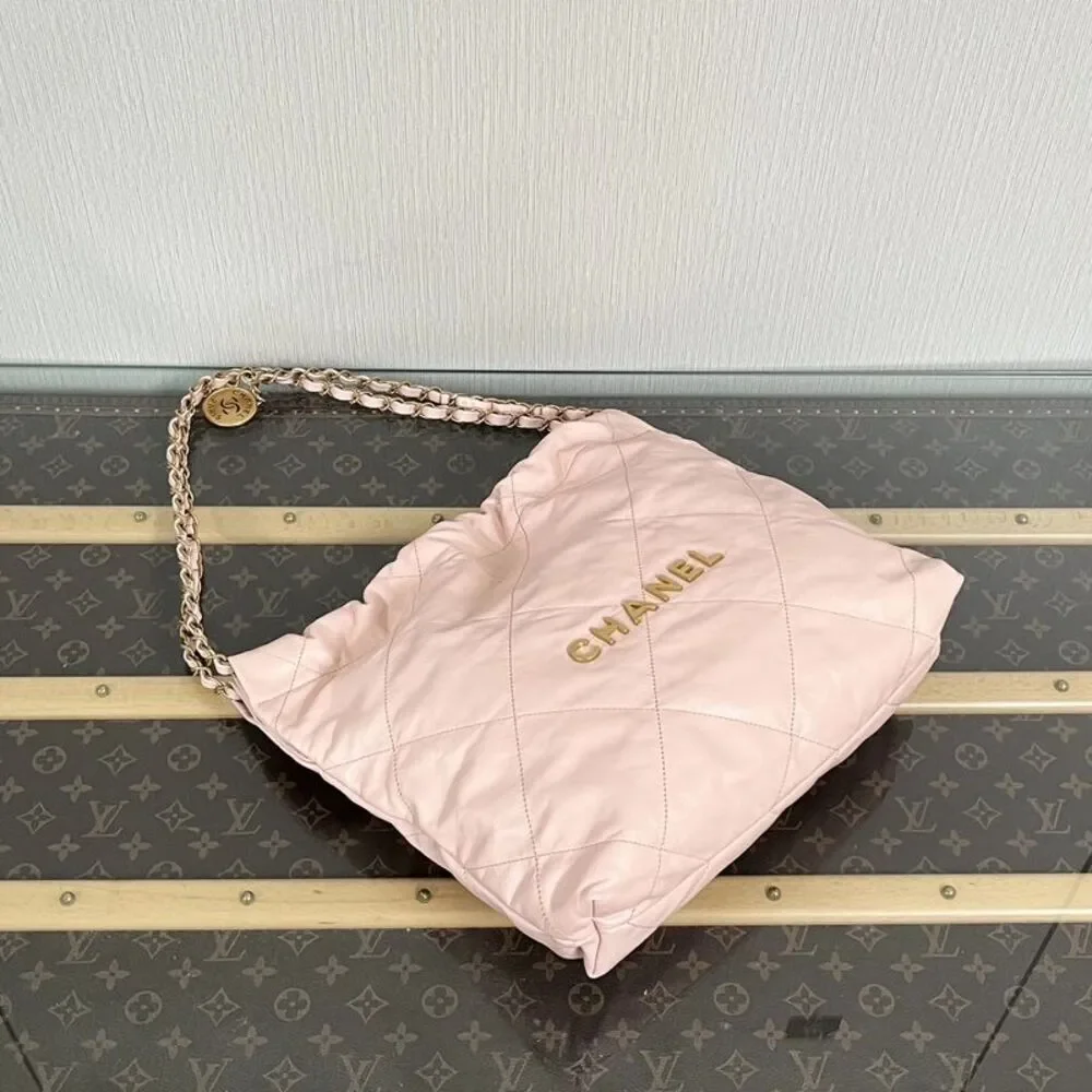 Chanel Women Pre-Loved Bag Very Good Condition